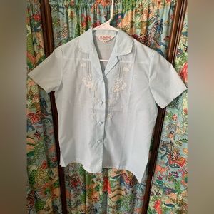 NWT sweet vintage daffodil blouse sz medium